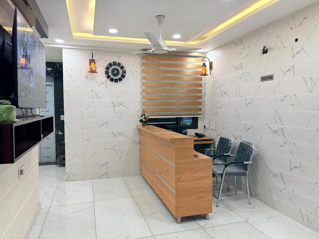 Hotel G-3 Jalandhar Bagian luar foto